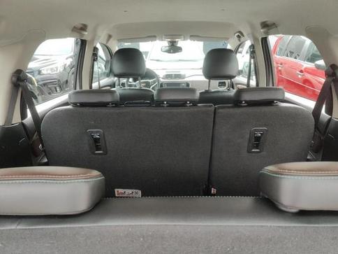 CHEVROLET SPIN 1.8L AT PREMIER