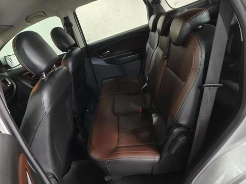 CHEVROLET SPIN 1.8L AT PREMIER