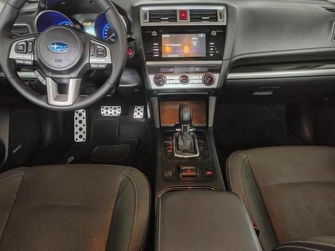 SUBARU LEGACY 3.6 4X4 256CV AUT