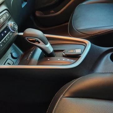 CHEVROLET ONIX PLUS 10TAT PR2