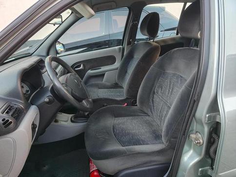 RENAULT CLIO SEDAN PRIVILEGE 1.6 16V COMPLETO