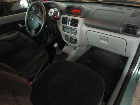 RENAULT CLIO SEDAN PRIVILEGE 1.6 16V COMPLETO
