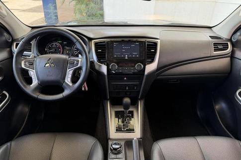MITSUBISHI TRITON SPORT HPE