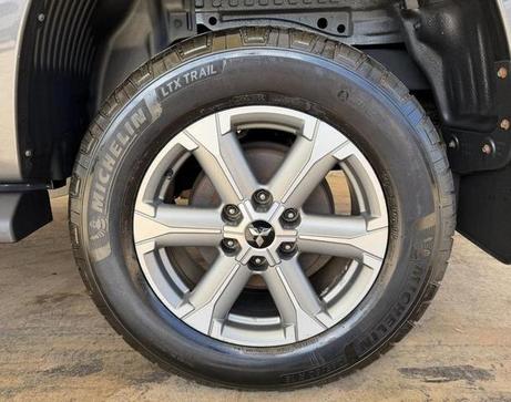 MITSUBISHI TRITON SPORT HPE