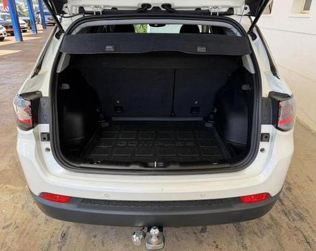 JEEP COMPASS LONG. T270 1.3 TB 4X2 FLEX AUT.