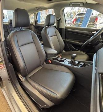 VOLKSWAGEN JETTA COMFORT. 250 TSI 1.4 FLEX 16V AUT