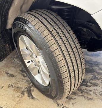 TOYOTA HILUX 2.8 SRV 4X4 CD 16V DIESEL 4P AUT