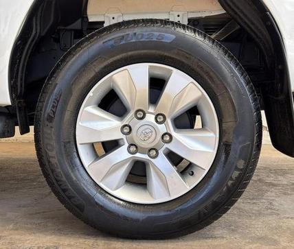 TOYOTA HILUX 2.8 SRV 4X4 CD 16V DIESEL 4P AUT