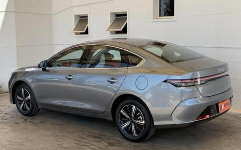 BYD KING GS 1.5 16V AUT. (HIBRIDO)
