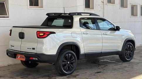 FIAT Toro Volcano 1.3 T270 4x2 Flex Aut.