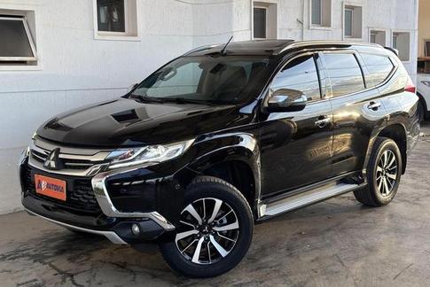 MITSUBISHI PAJERO SPORT HPE 2.4 4x4 DIESEL AUT.