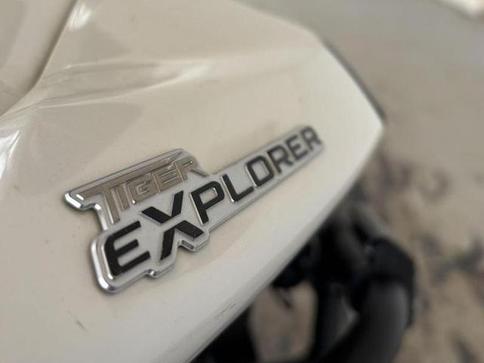 TRIUMPH TIGER EXPLORER