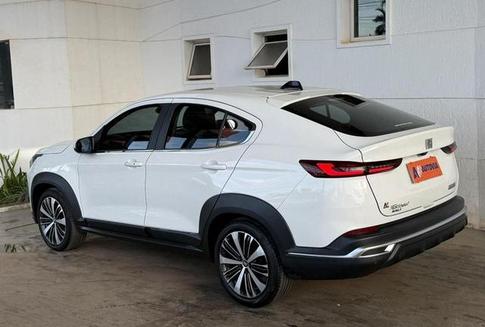 FIAT FASTBACK AUDACE TURBO 200 FLEX AT 4P