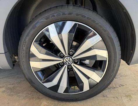 VOLKSWAGEN T-CROSS COMFORTLINE 1.0 TSI FLEX 5P AUT.