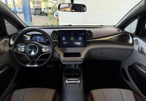 BYD DOLPHIN GS 180EV