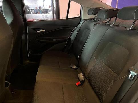 CHEVROLET ONIX PLUS 10TMT LT1