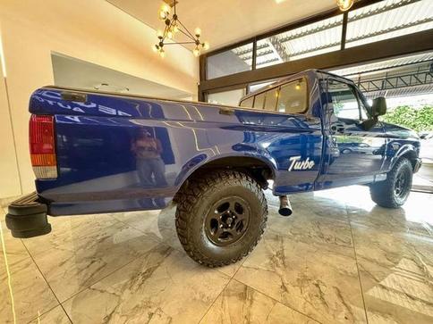 FORD F1000 TURBO XLT