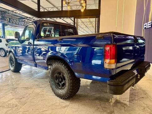 FORD F1000 TURBO XLT