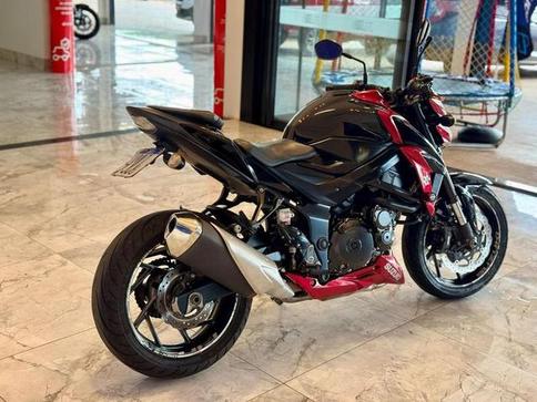 SUZUKI GSX S  750 A