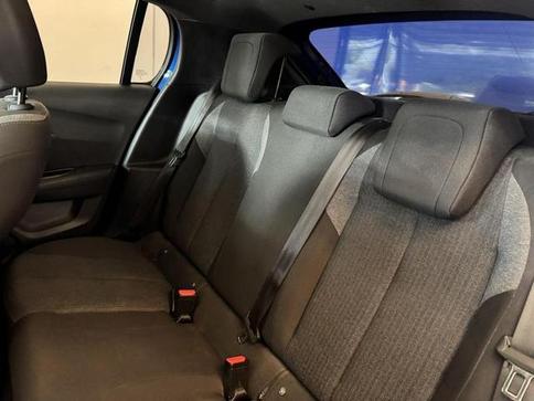 PEUGEOT 208 STYLE MT