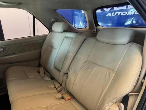 TOYOTA HILUXSW4 SRV4X4