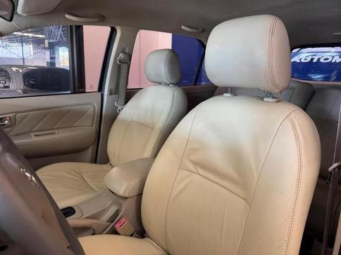 TOYOTA HILUXSW4 SRV4X4