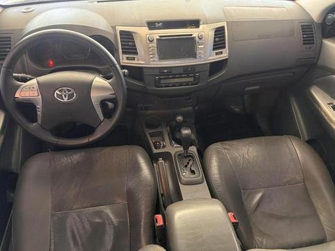 TOYOTA HILUX CD4X4 SRV