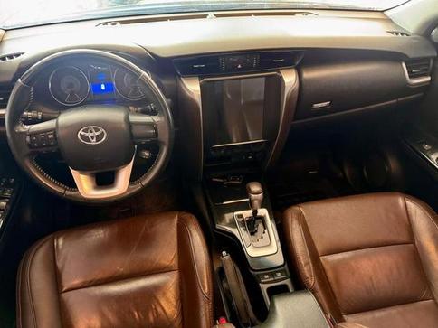 TOYOTA HILUX SWSR A2GF