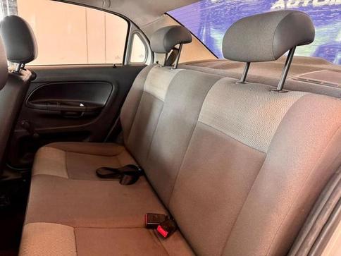 VOLKSWAGEN VOYAGE 1.0