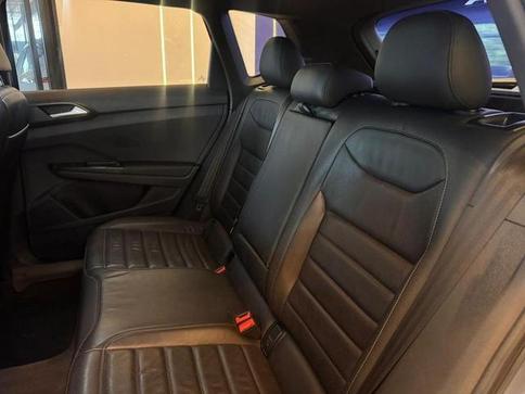 VOLKSWAGEN TAOS HL TSI AE