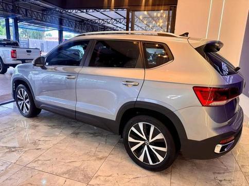 VOLKSWAGEN TAOS HL TSI AE