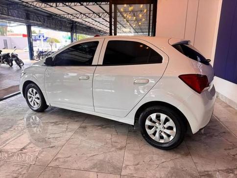 CHEVROLET ONIX 1.0MT LT