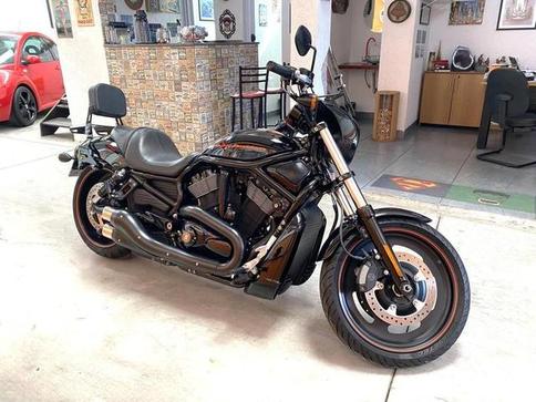 HARLEY-DAVIDSON V-ROD NIGHT ROD SPECIAL