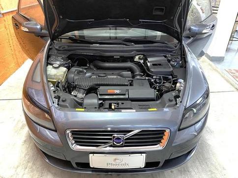 VOLVO C-30 T-5 2.5 TB(AUT.) 2P