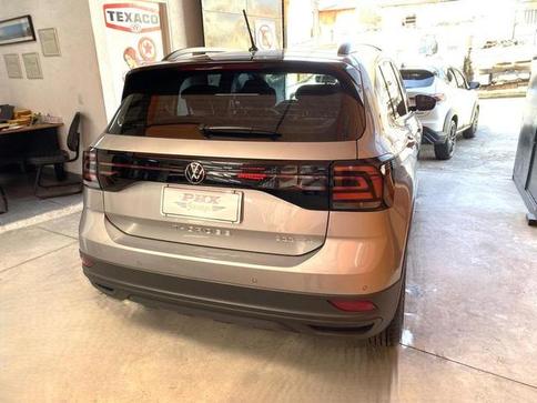 VOLKSWAGEN T CROSS 200 TSI AUT