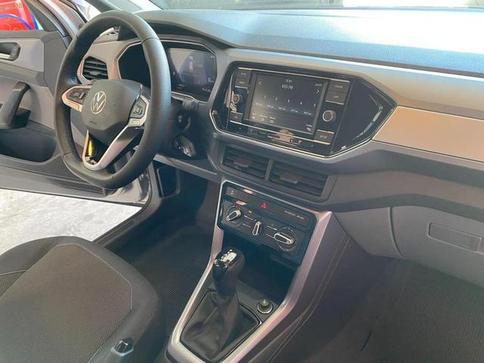 VOLKSWAGEN T CROSS 200 TSI AUT