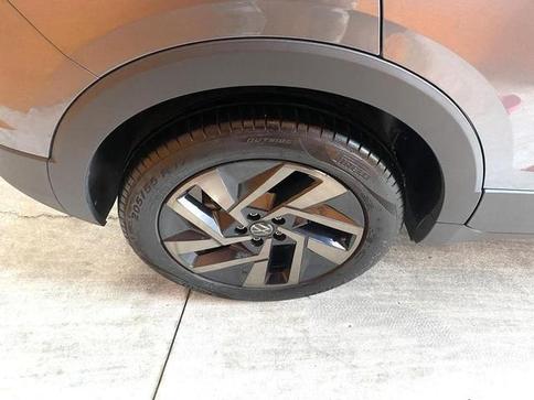 VOLKSWAGEN T CROSS HIGHLINE 250 TSI AUT