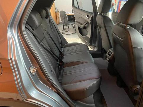 VOLKSWAGEN T CROSS HIGHLINE 250 TSI AUT