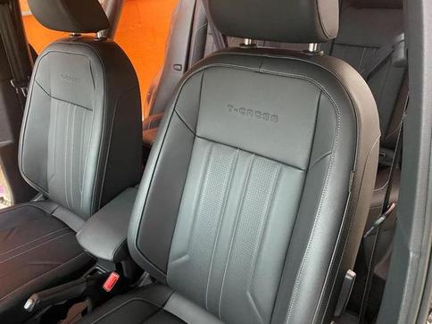 VOLKSWAGEN T CROSS HIGHLINE 250 TSI AUT