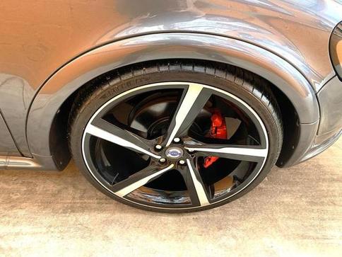 VOLVO C-30 T-5 2.5 TB(AUT.) 2P