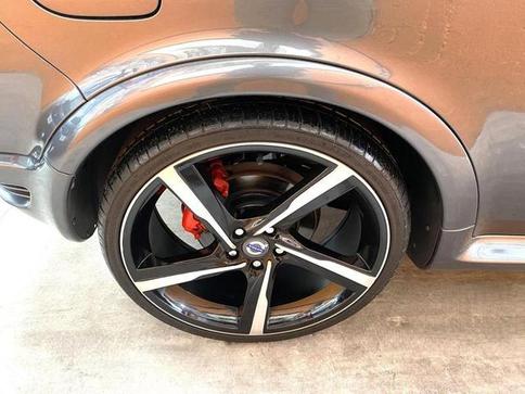 VOLVO C-30 T-5 2.5 TB(AUT.) 2P