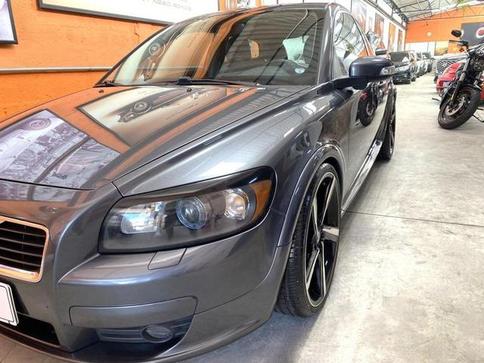 VOLVO C-30 T-5 2.5 TB(AUT.) 2P