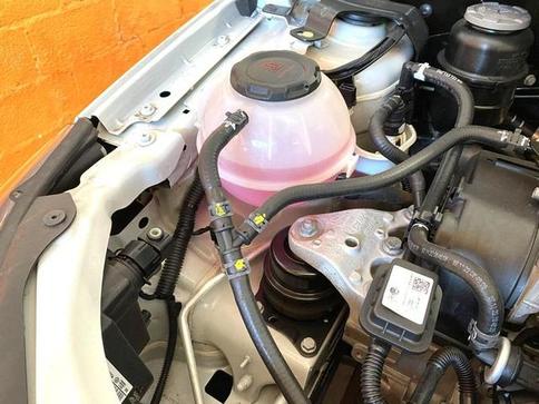 VOLKSWAGEN SAVEIRO ROBUST 1.6 TOTAL FLEX 16V