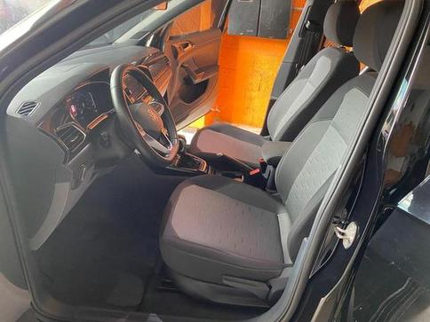 VOLKSWAGEN T-CROSS COMFORTLINE 1.0 TSI FLEX 5P AUT.