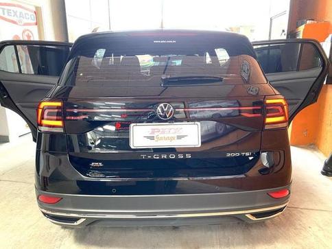 VOLKSWAGEN T-CROSS COMFORTLINE 1.0 TSI FLEX 5P AUT.