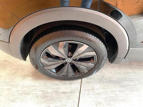 VOLKSWAGEN T-CROSS COMFORTLINE 1.0 TSI FLEX 5P AUT.