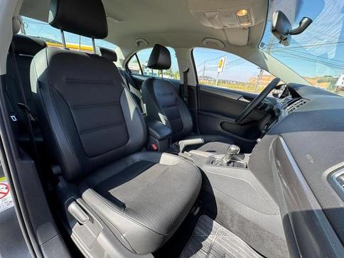 VOLKSWAGEN JETTA CL AF