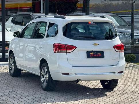 CHEVROLET SPIN 18L AT PREMIER