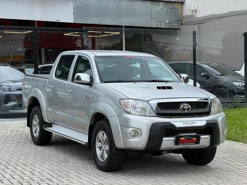 TOYOTA HILUX CD SRV D4-D 4X4 3.0 TDI DIESEL AUT