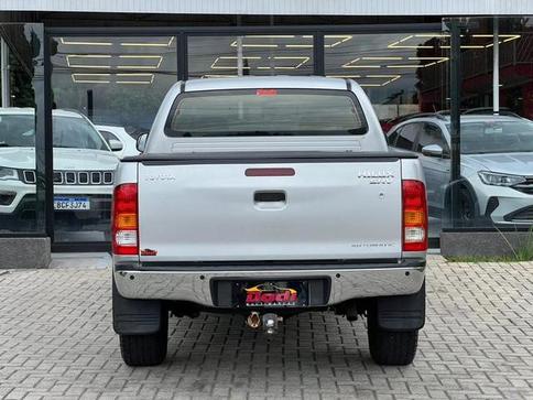 TOYOTA HILUX CD SRV D4-D 4X4 3.0 TDI DIESEL AUT
